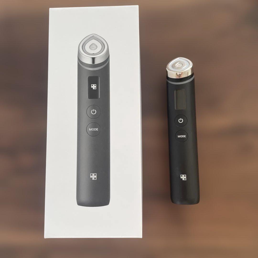 BOOSTER PRO ブラック 美顔器　メディキューブ