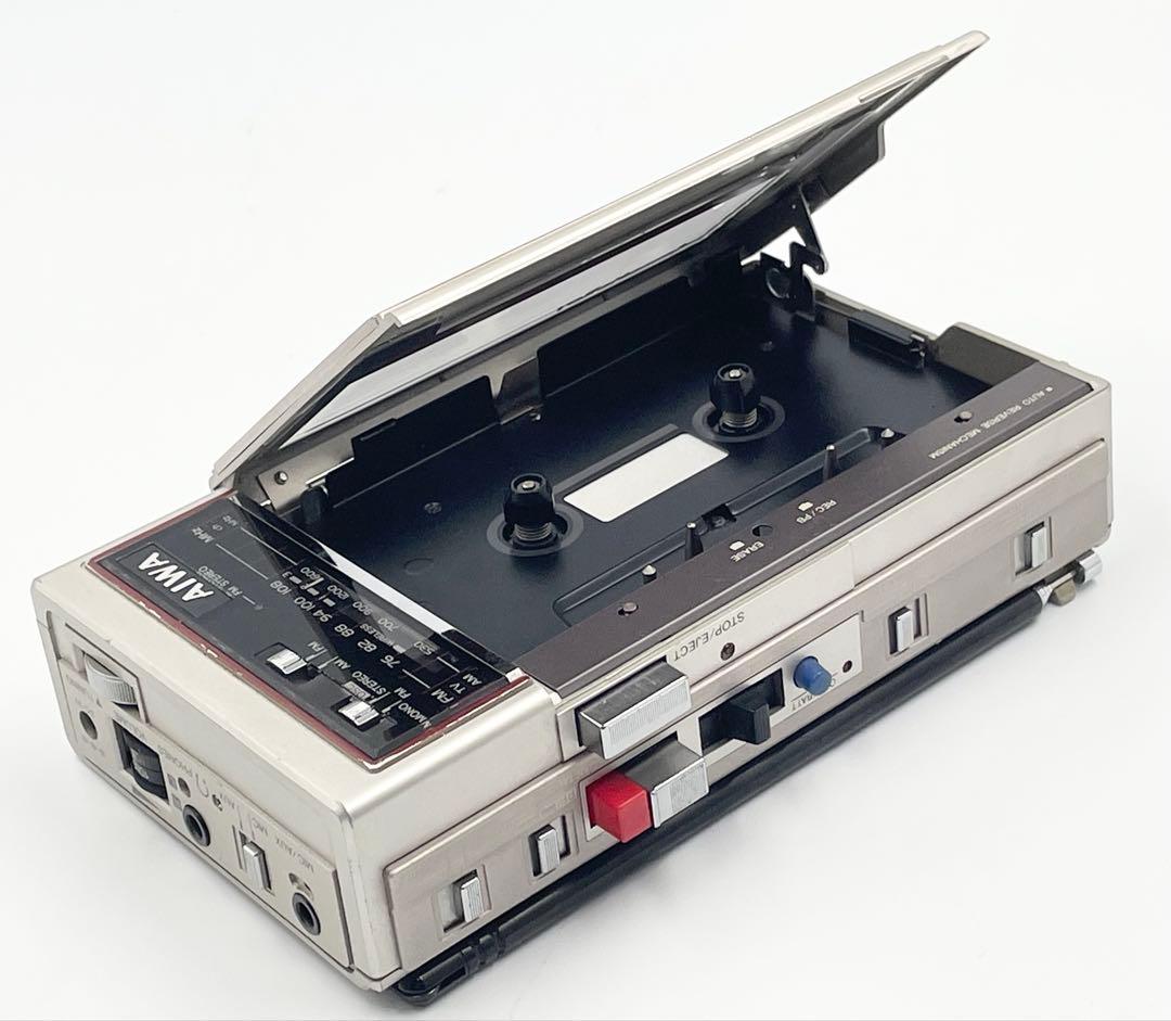 ジャンク　AIWA HS-J2 CassetteBoy カセットレコーダー