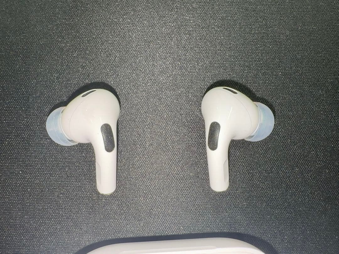 ✨【Apple AirPods Pro (第2世代) Lightning端子】✨