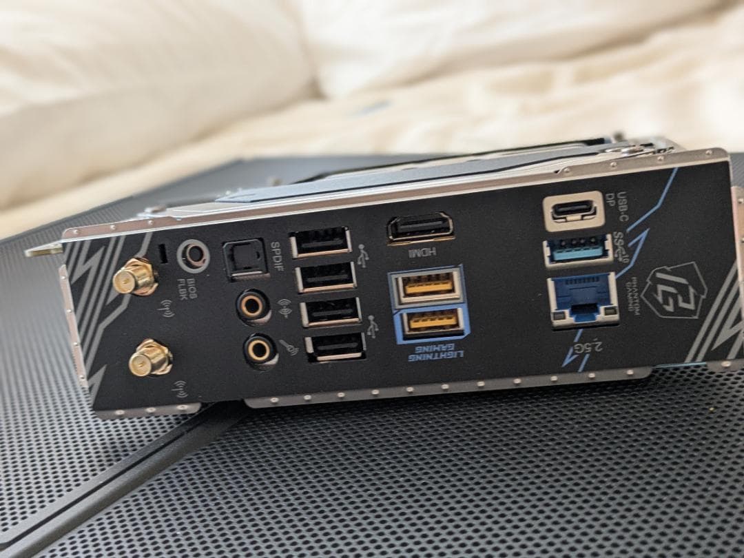 ASRock B850I Lightning WiFi 美品 正規保証あり