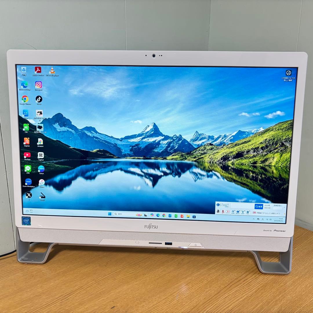 富士通　Windows11・Office搭載　高性能★一体型PC FH52/A3