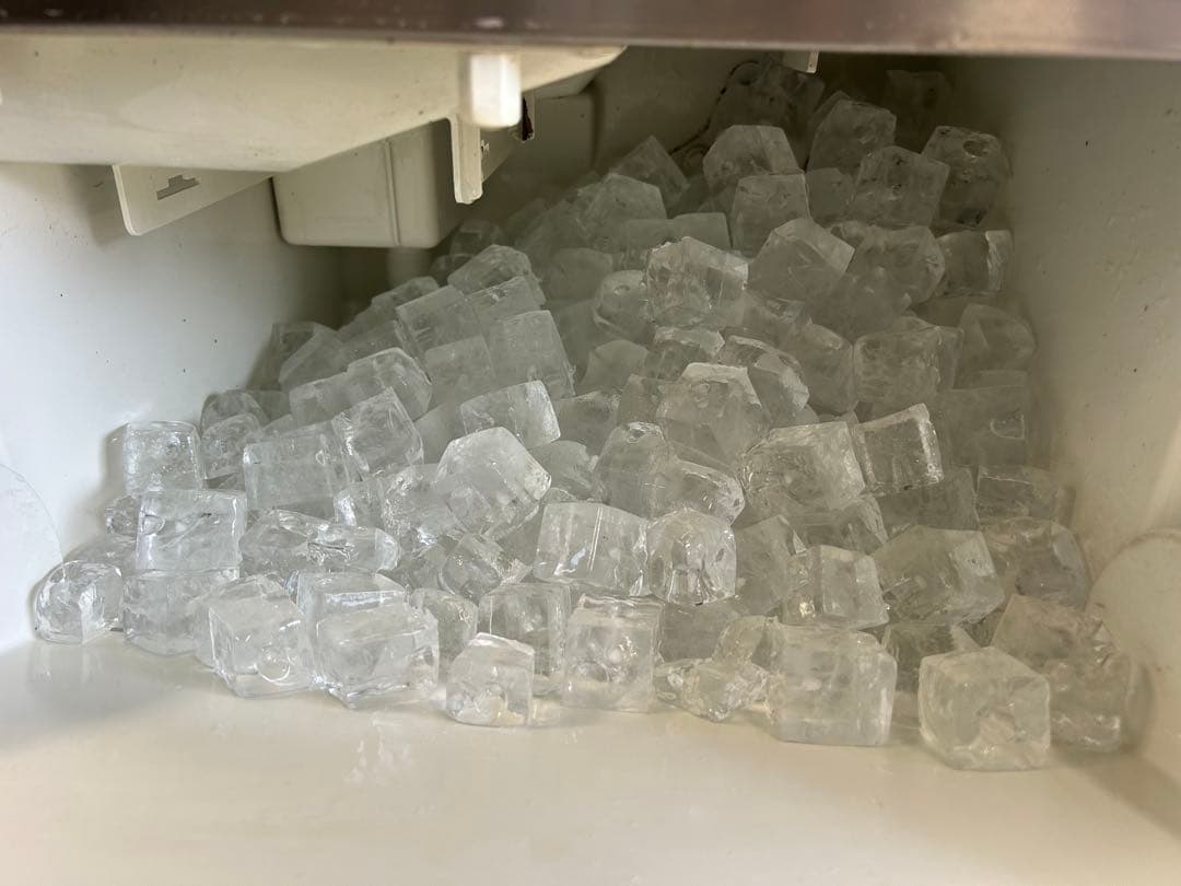 ホシザキ【25㌔製氷機】2004年