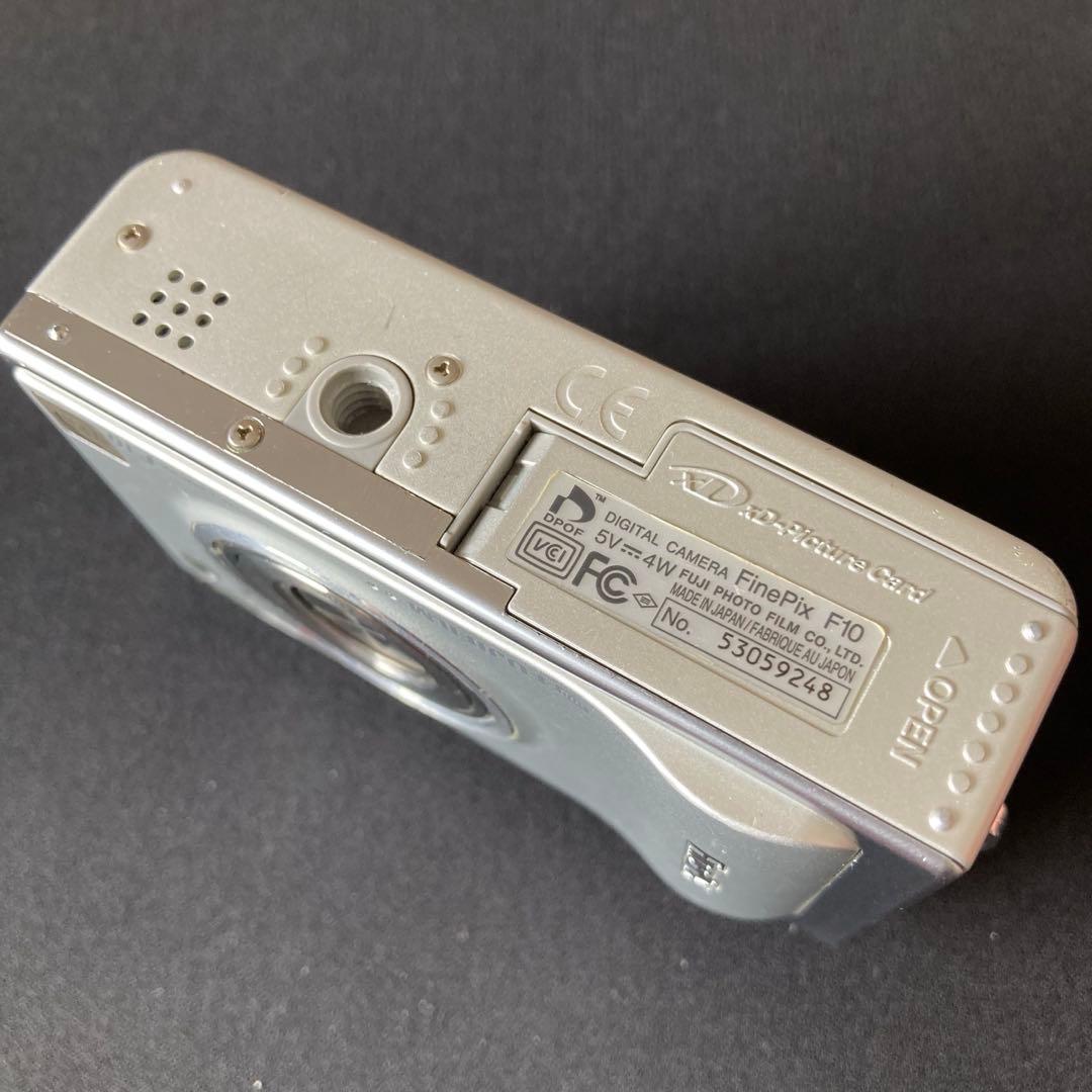 FUJIFILM finepix F10 CCDセンサー コンデジ