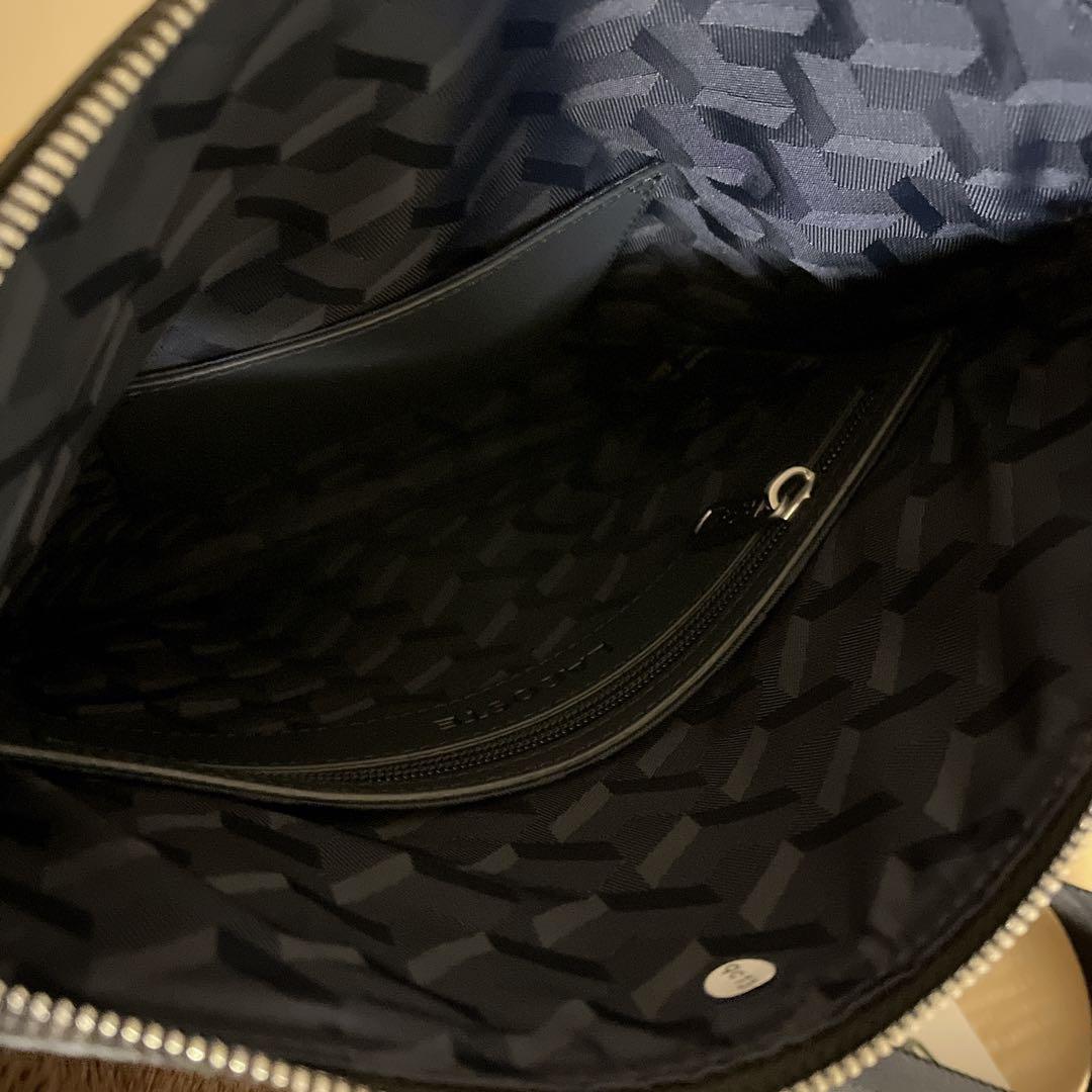 LACOSTE シャンタコ マットピケレザーフラットジップバッグ 未使用