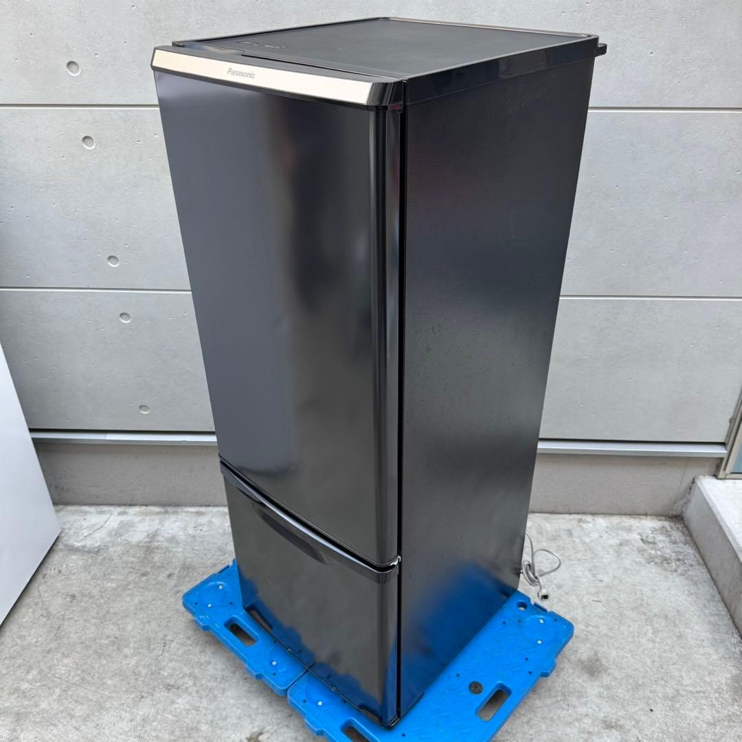 155⭐️2021年製★パナソニック　冷蔵庫　大型　ブラック　黒　一人暮らし