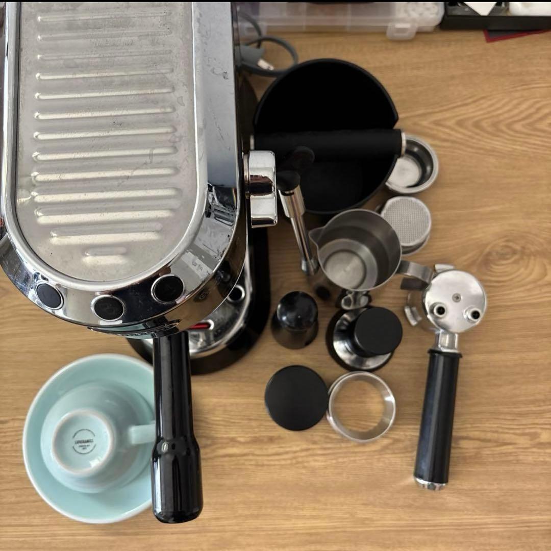 デロンギ エスプレッソマシン デディカ EC680ラテアート用ノズル交換済