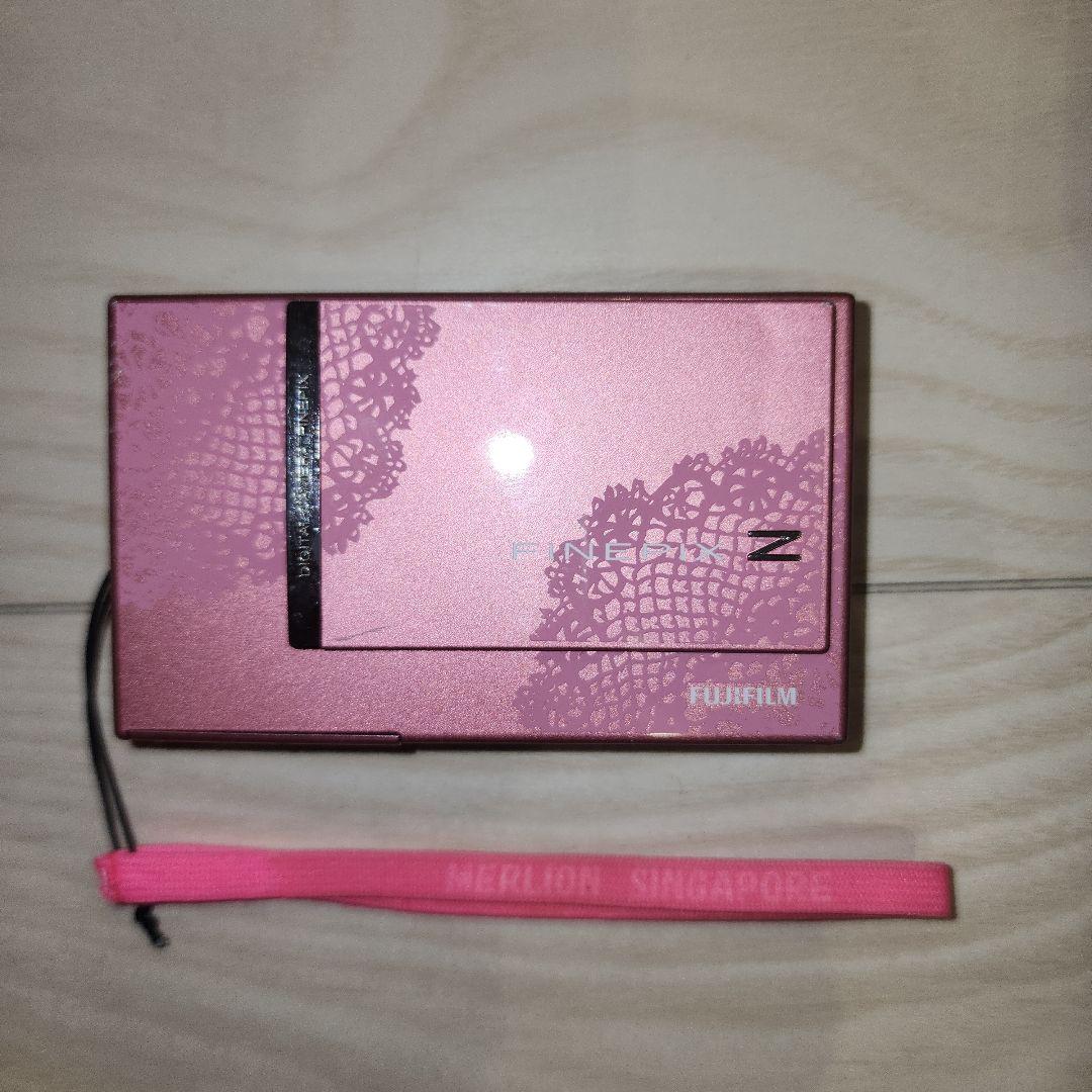 Fujifilm コンパクトデジタルカメラ ピンク 充電器付き