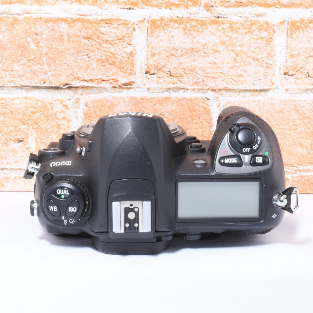 ✨名機✨Nikon D200✨デジタル一眼レフ✨初心者〜上級者まで