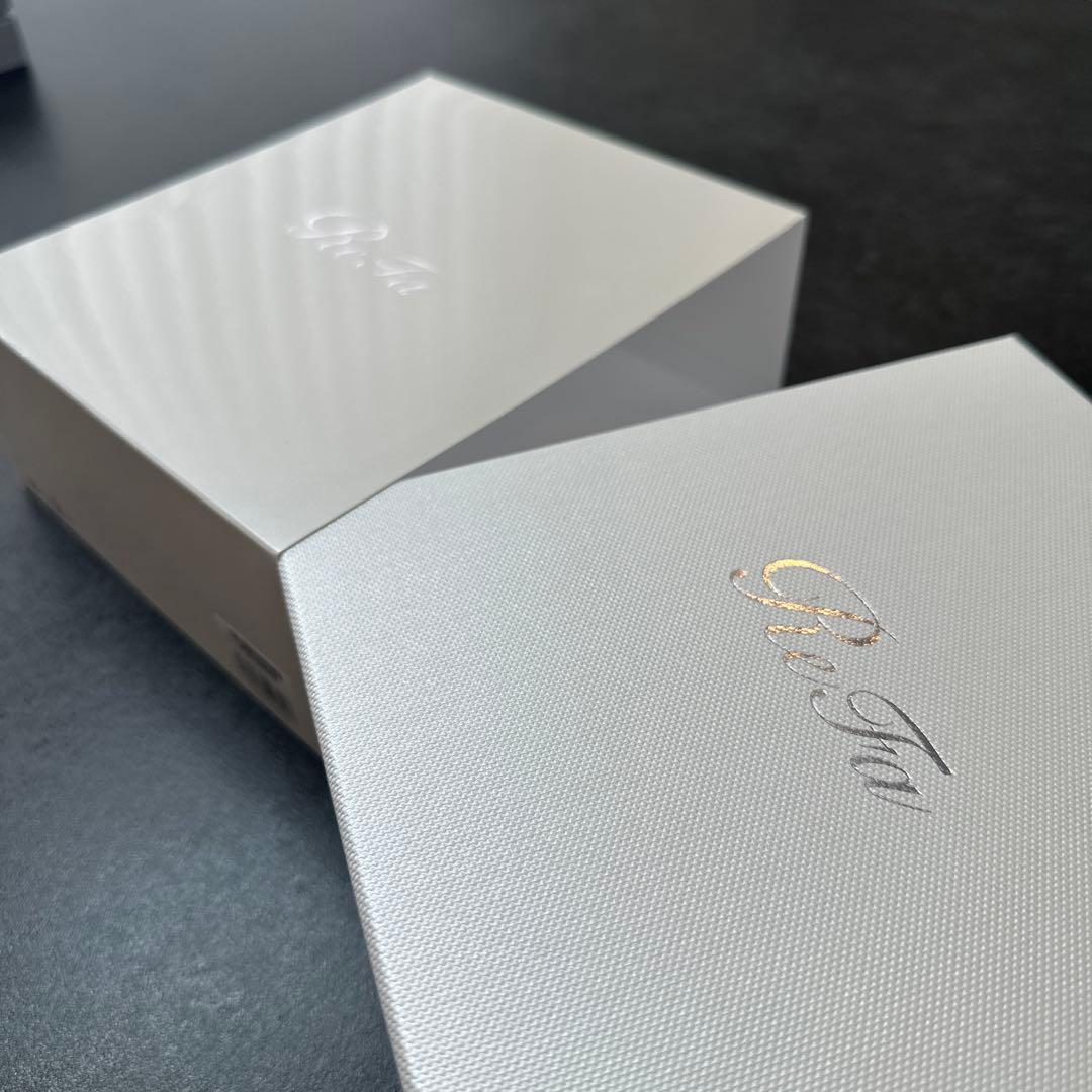 ReFa 美顔ローラー シルバー ケース付き