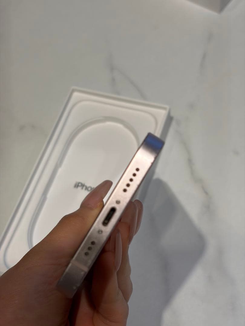 Apple iPhone 13 ピンク 本体　256gb ジャンク品