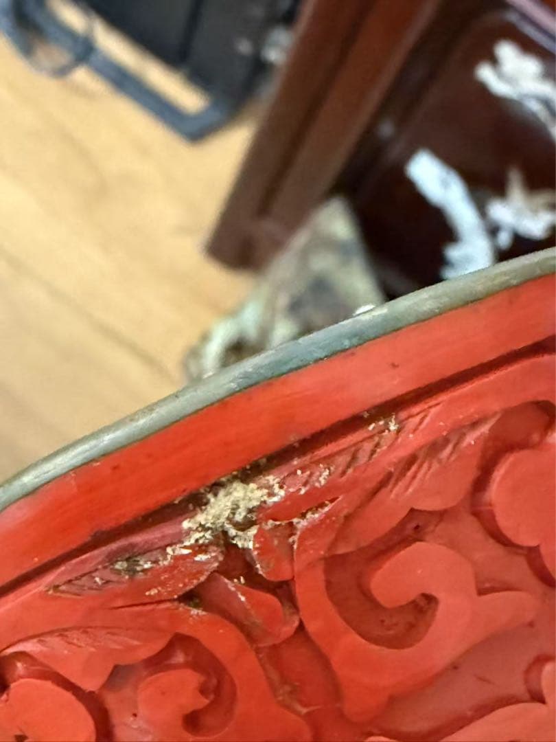 堆朱漆彫り花瓶 中国美術 彫刻 花瓶彫漆 花瓶（花の彫刻） 年代物 美品 　箱付