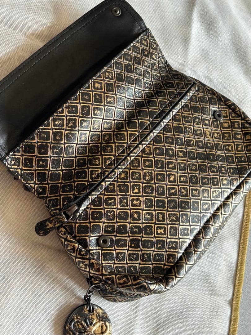 ボッテガヴェネタ ミニチェーンショルダーバッグ バタフライチャーム