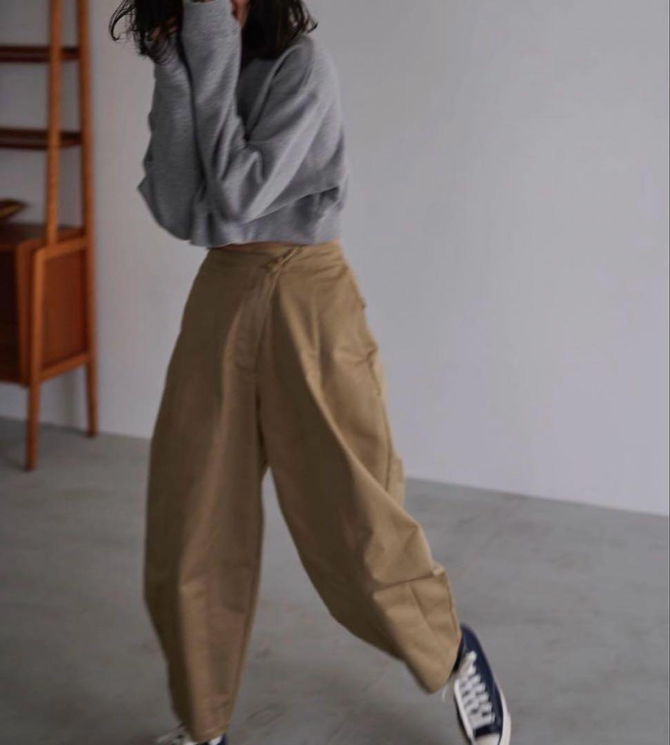 nala チノパン　ベージュ　S