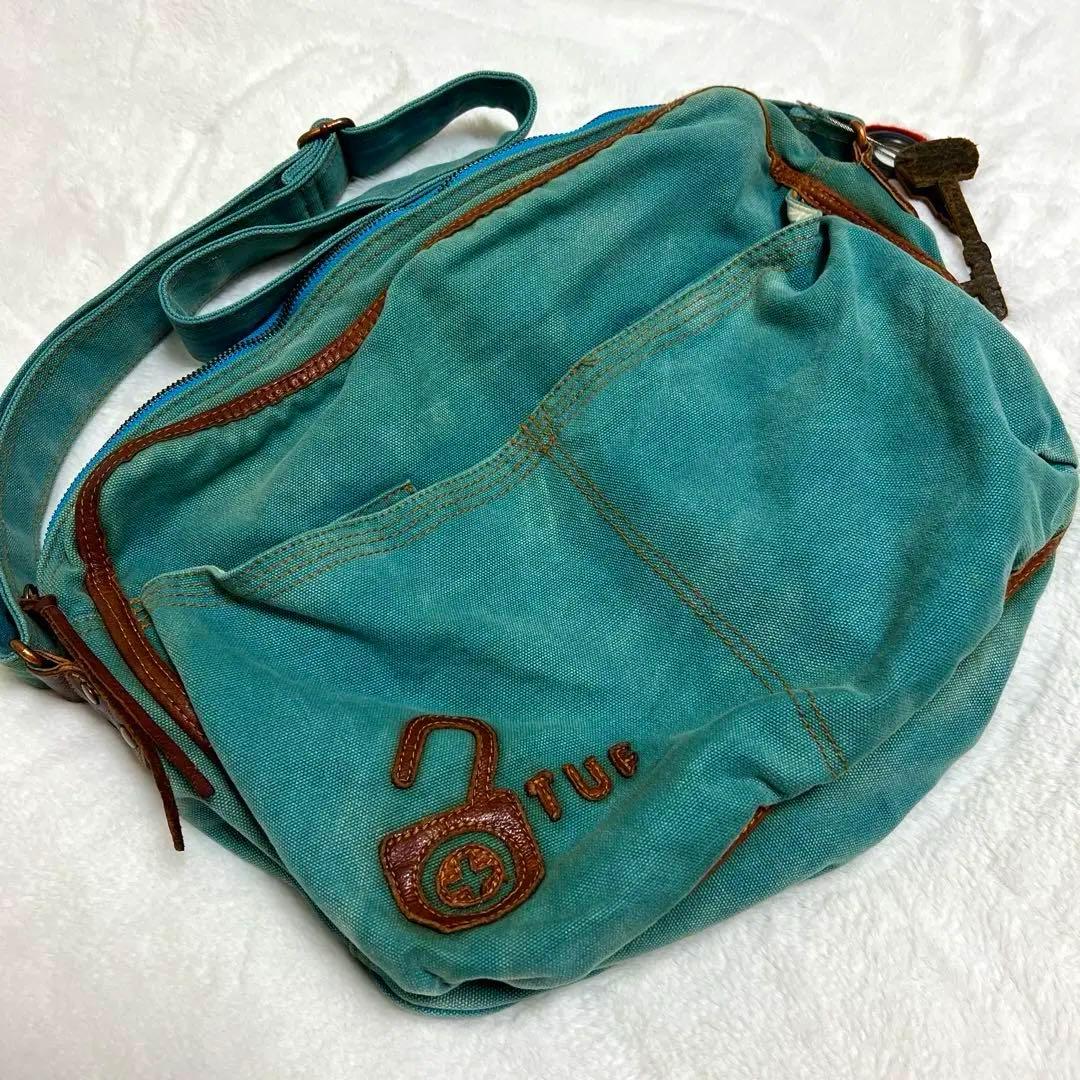 【お値下げしました】TOUGH タフ　ショルダーバッグ