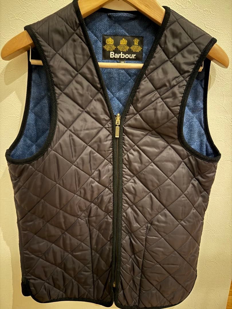 Barbourフロントジップ キルティング ライナー ベスト バブアー 英国