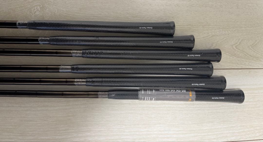 b*7様 コブラ キングツアー　cobra アイアン　新品未使用　限定　アイアン