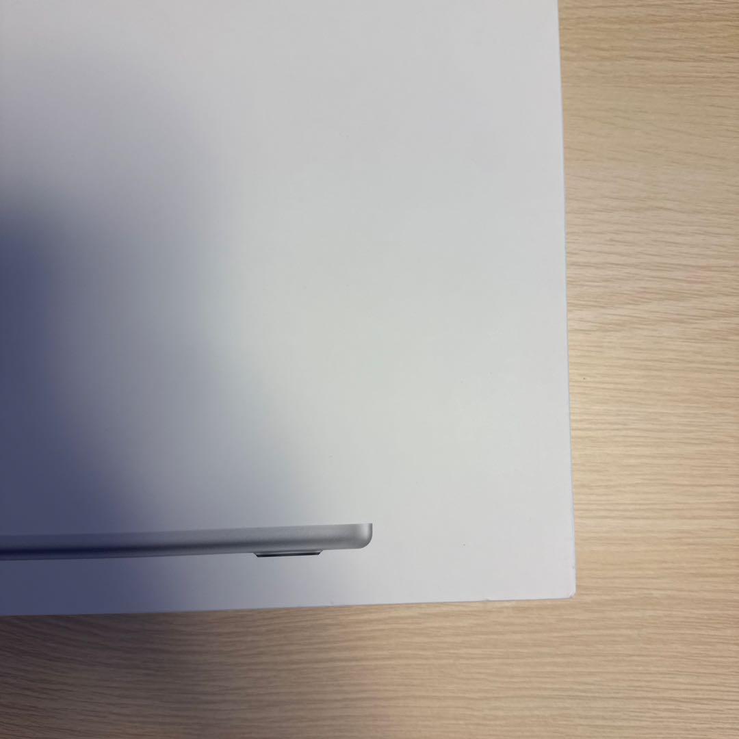 【極美品】16G/256G MacBook Air M3 13 シルバー