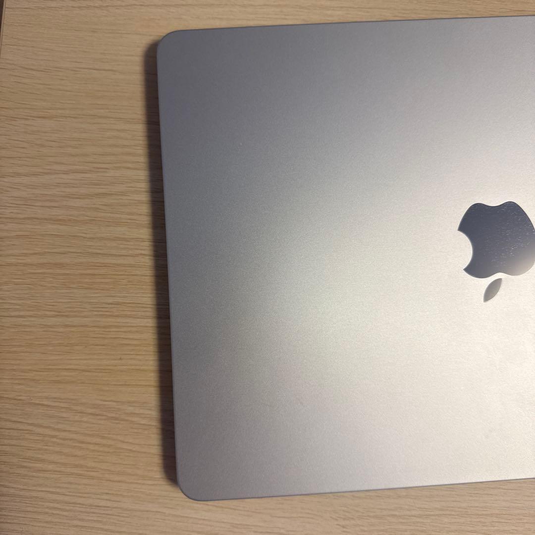 【極美品】16G/256G MacBook Air M3 13 シルバー