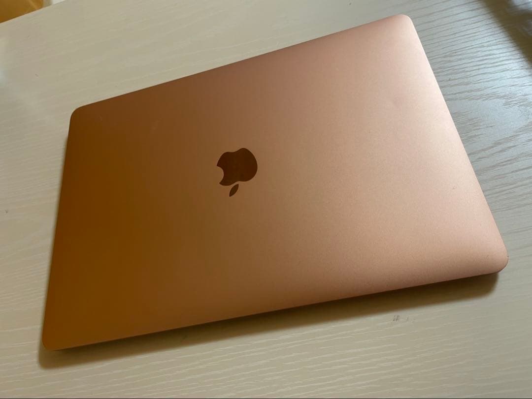 Apple MacBook Air M1 2020 ゴールド