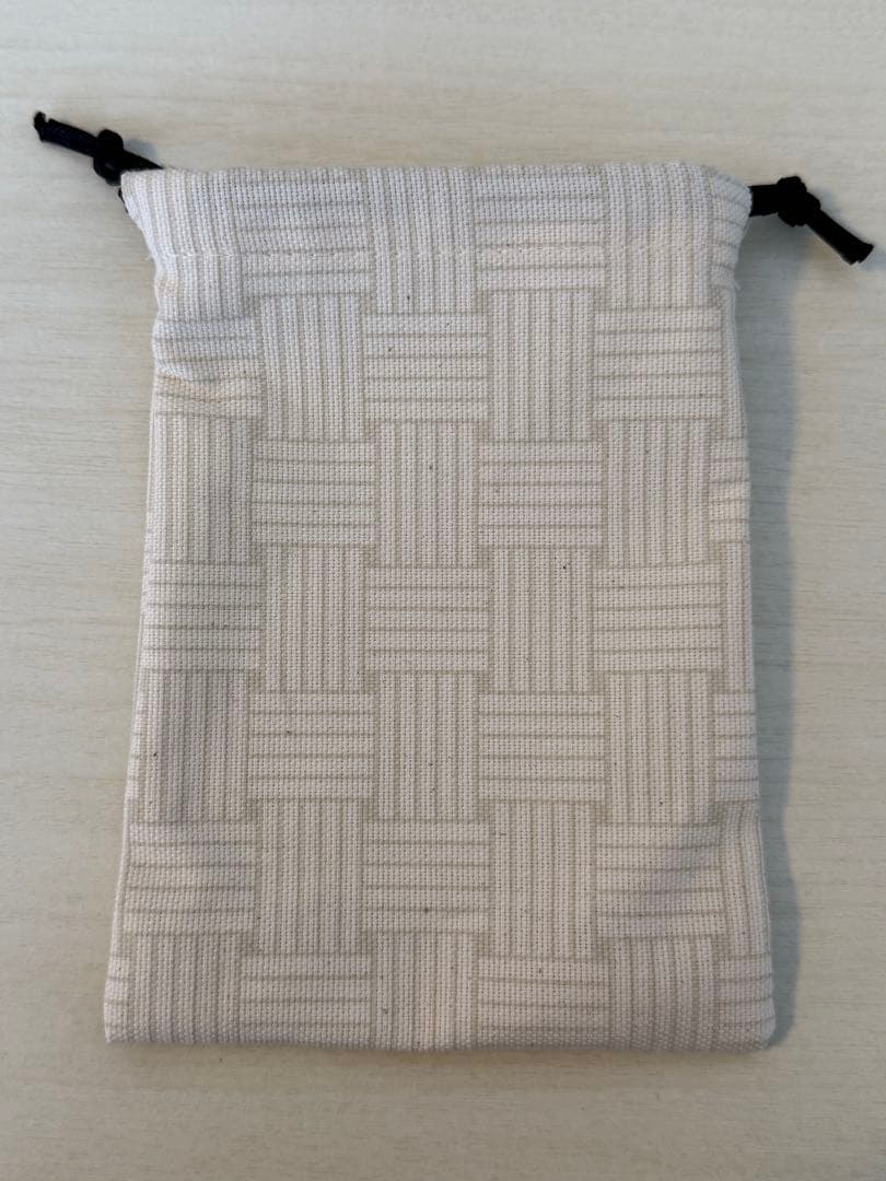 BOTTEGA VENETA iPhone 16 Pro ケース