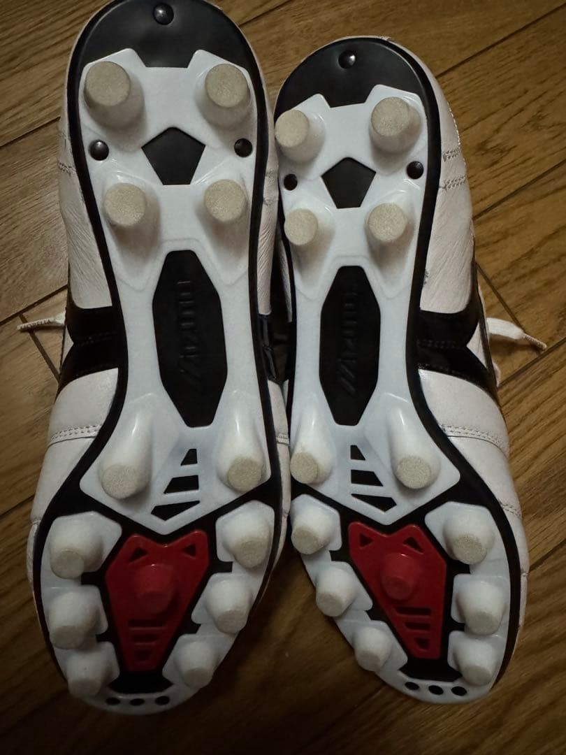 Mizuno Morelia サッカーシューズ ホワイト/ブラック　25.5cm