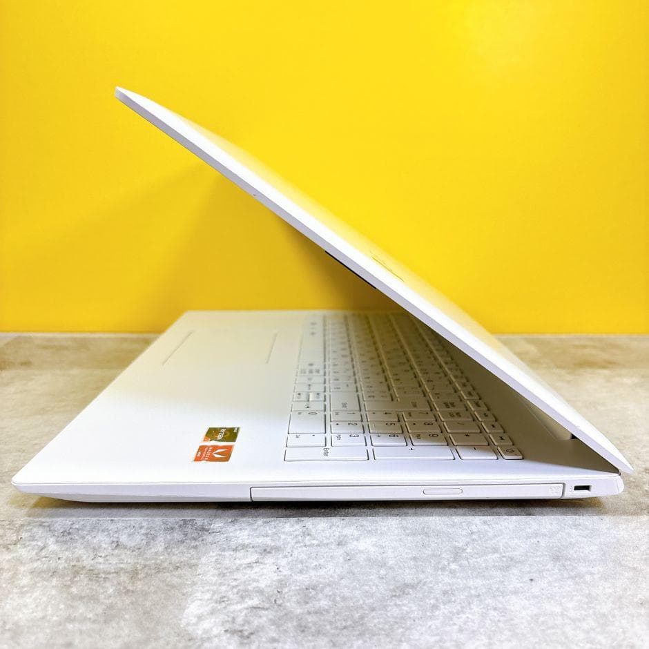 美品❣高性能Ryzen7✨SSD搭載で快適✨カメラ付き 薄型 Windows11