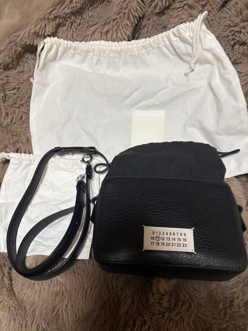 最安値！メゾンマルジェラ　5ACカメラバッグ