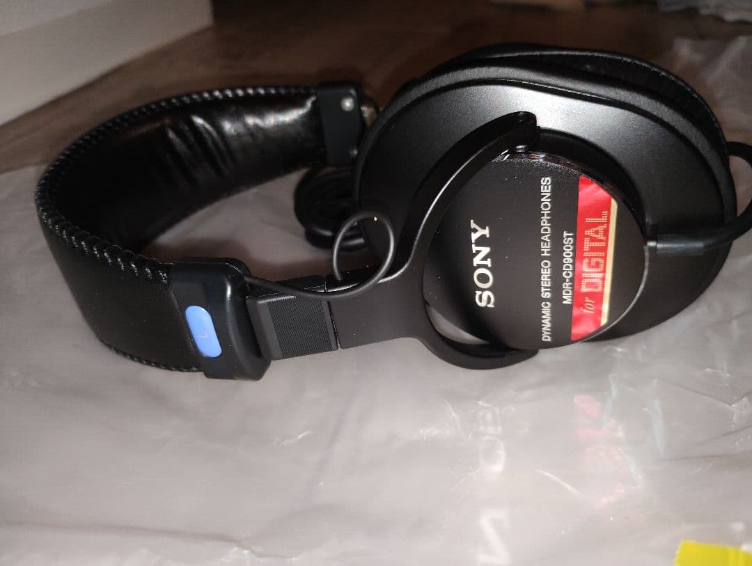 お*ん様 SONY MDR-CD900ST