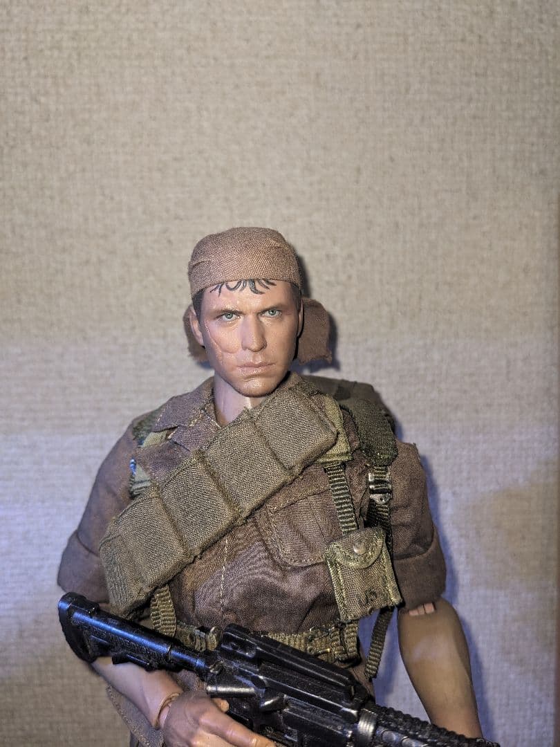 ホットトイズ ボブ・バーンズ軍曹 1/6スケール ルーズ