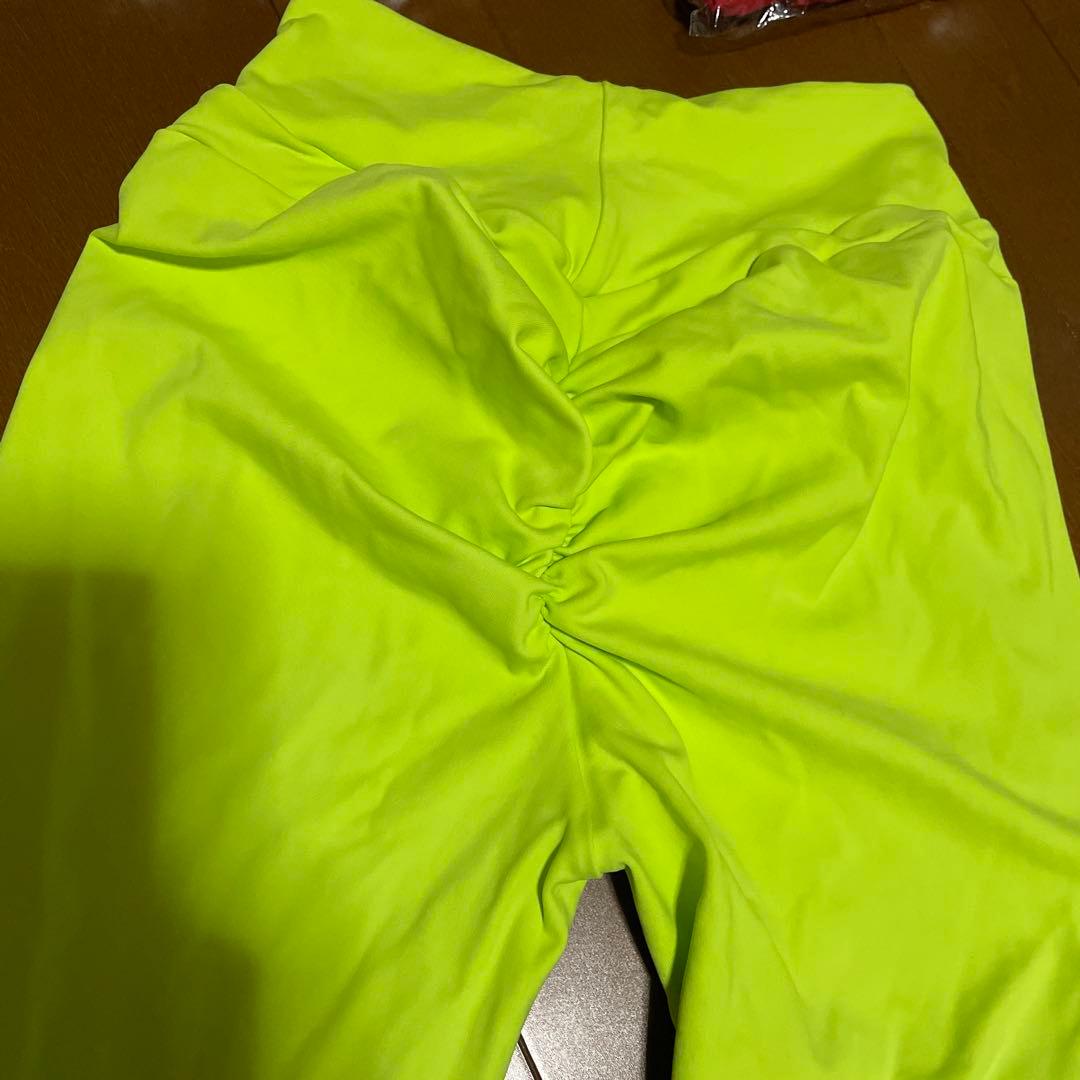 CLSレギンス　 ハイウエスト　未使用　赤　ピンク