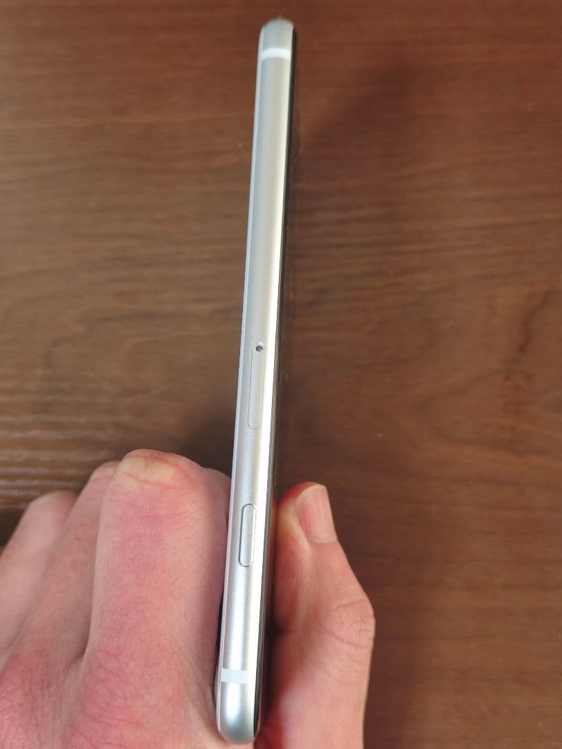 Apple iPhone SE2本体ジャンク4