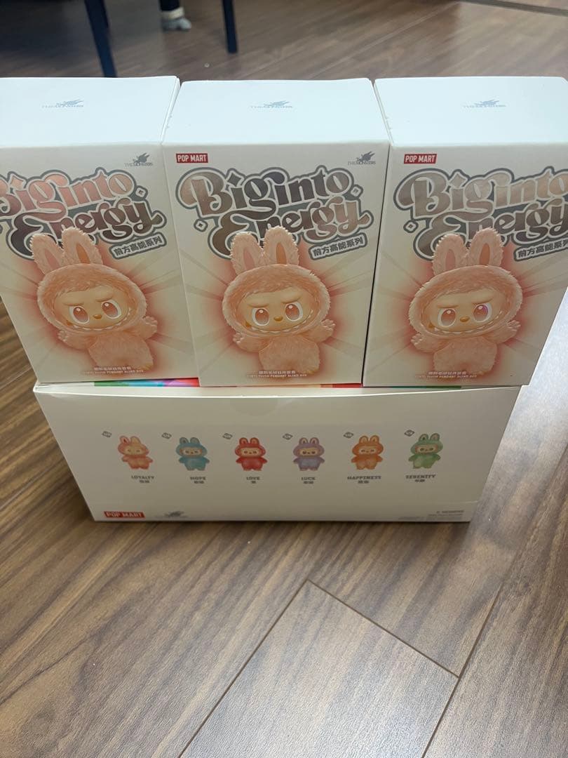 正規品　ポップマート　ラブブ エナジー未開封　3ピース