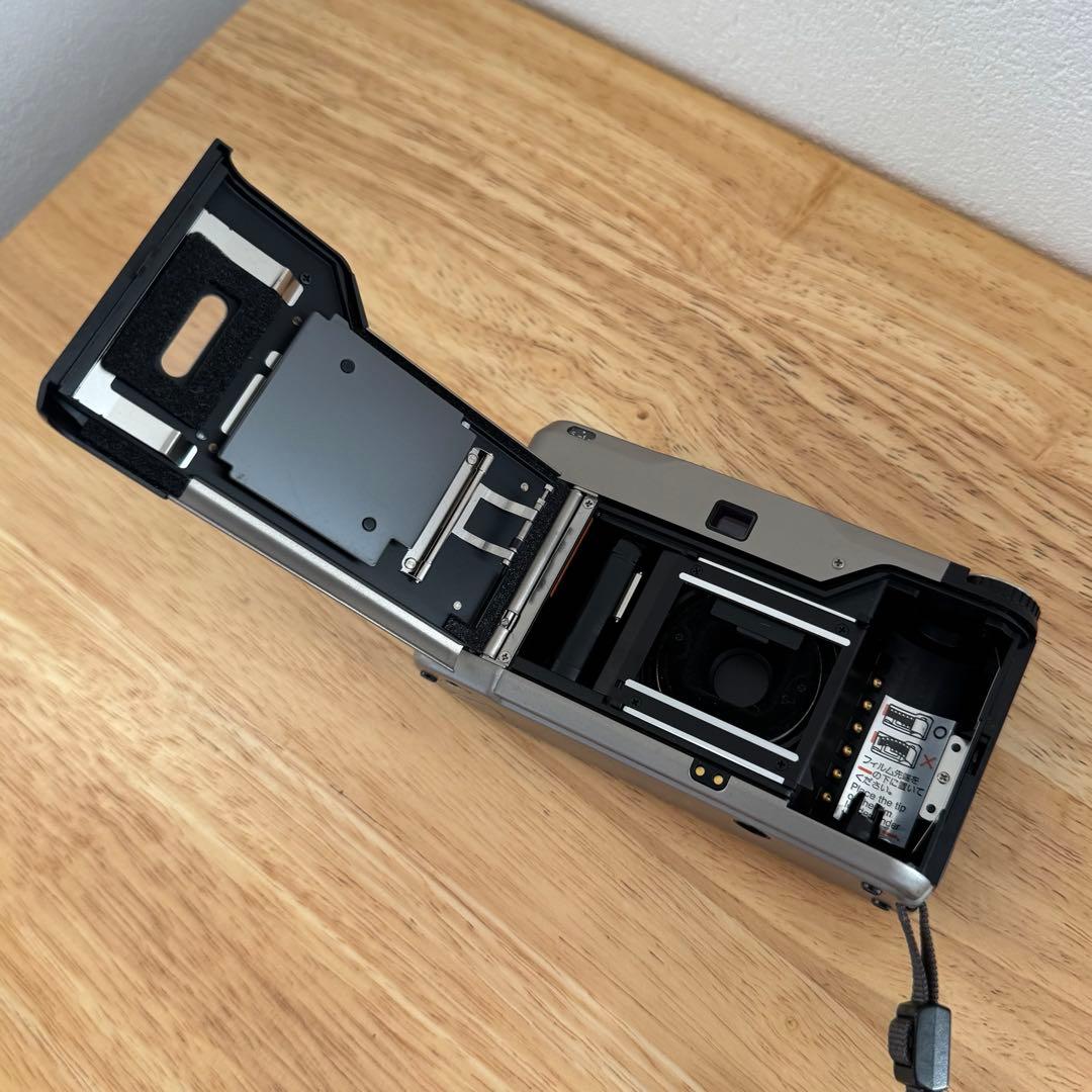 CONTAX T2コンパクトフィルムカメラ