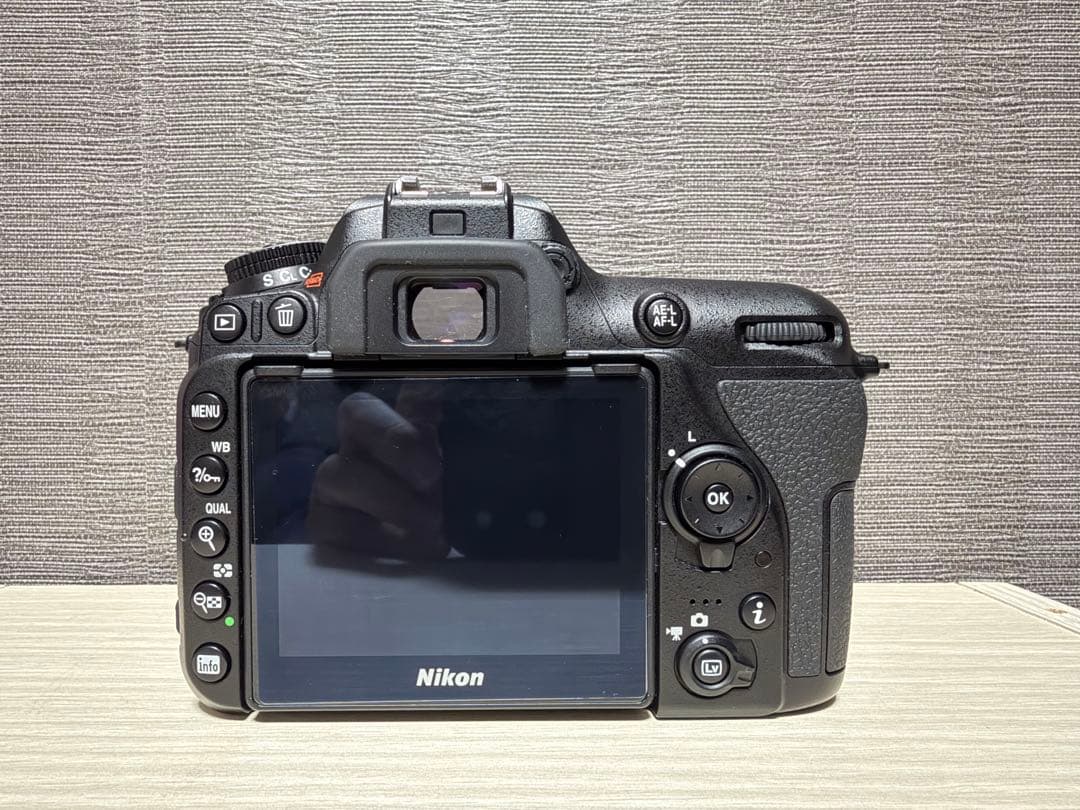 シャッター数4052枚⬛︎Nikon D7500 一眼レフ⬜︎スマホ転送