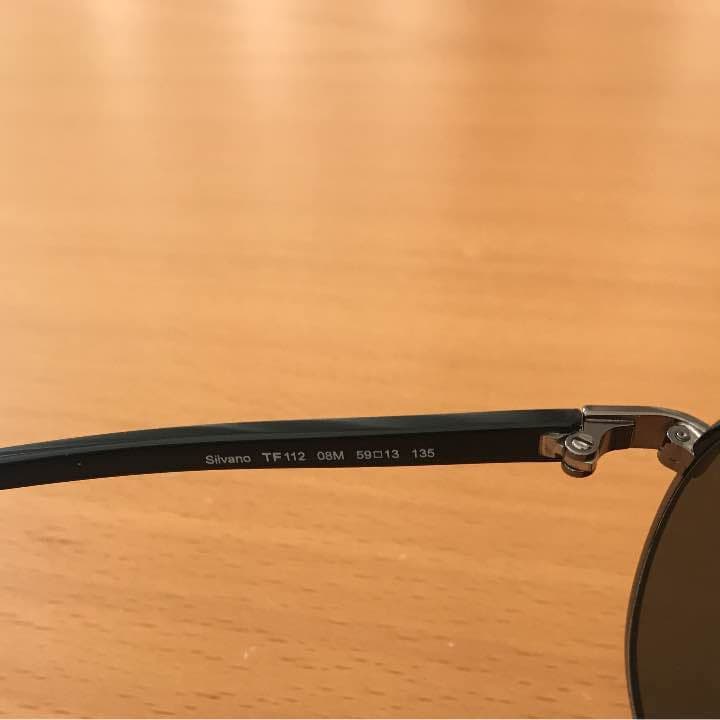 TOM FORD サングラス ティアドロップ型 TF112