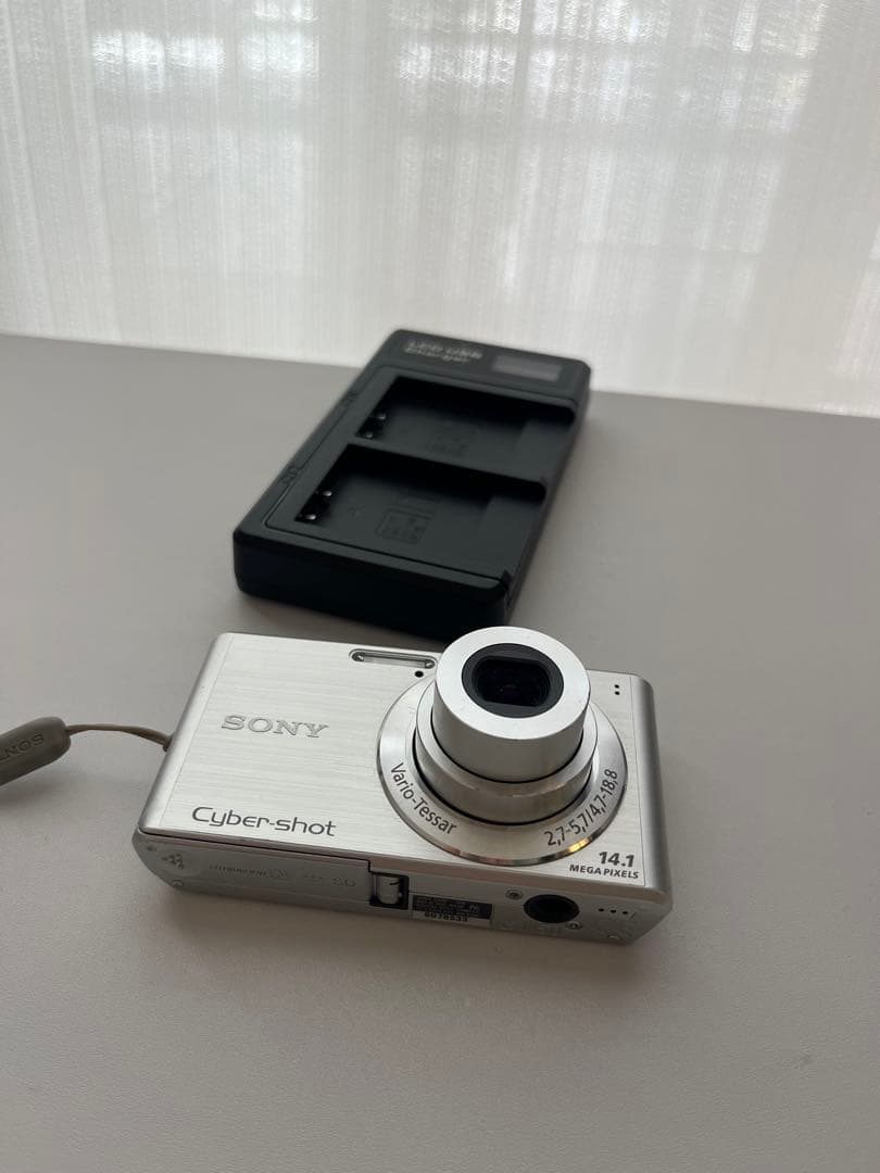デジタルカメラ Sony cybershot