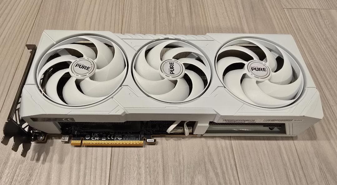グラフィックボード・グラボ・ビデオカード SAPPHIRE PURE Radeon RX 9070 XT