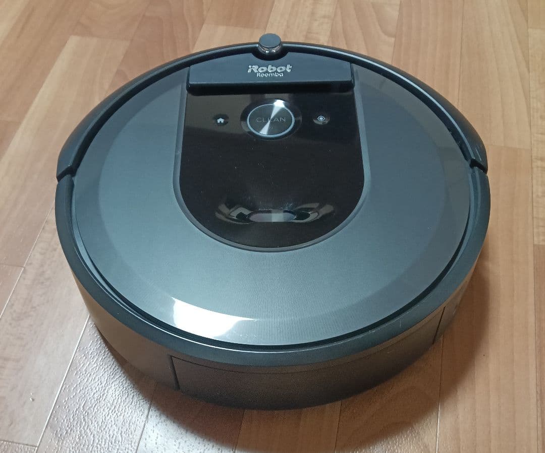 ルンバiRobotルンバi7+合計使用時間70時間未満　美品