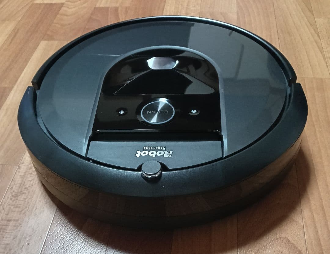 ルンバiRobotルンバi7+合計使用時間70時間未満　美品