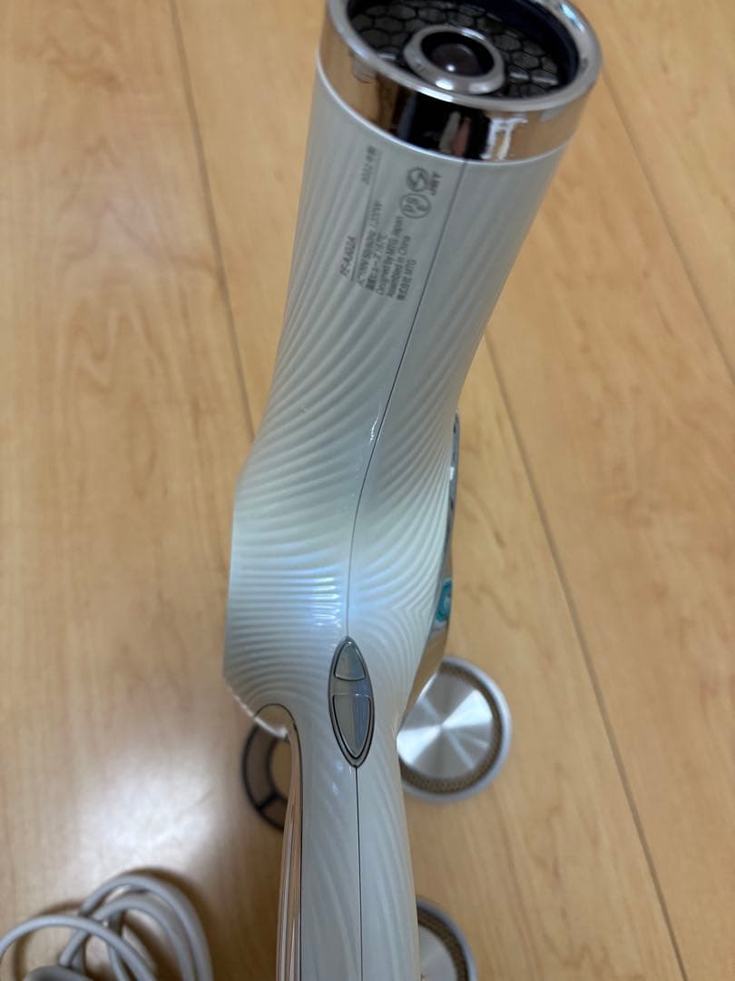 リファビューティックドライヤープロ 2022年製