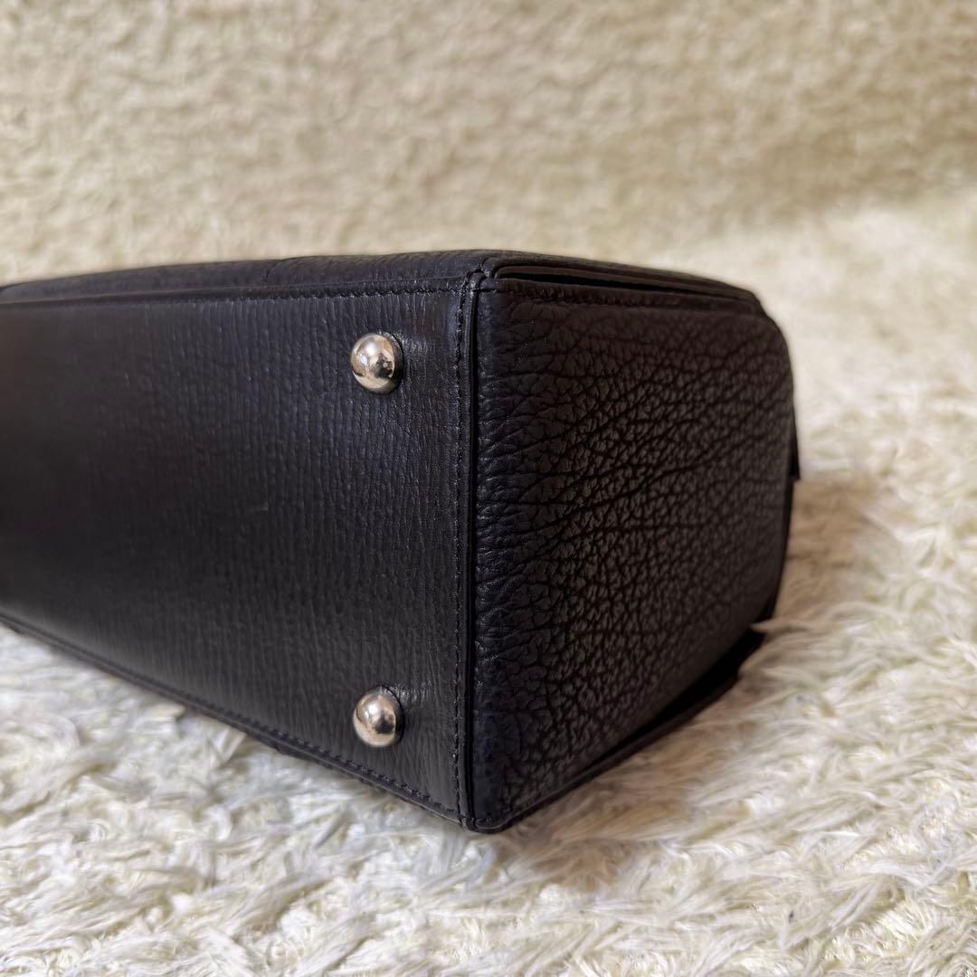 ☆極美品☆JRA認定　ハンドバッグ　シャークスキン　フォーマル　ボックス　黒