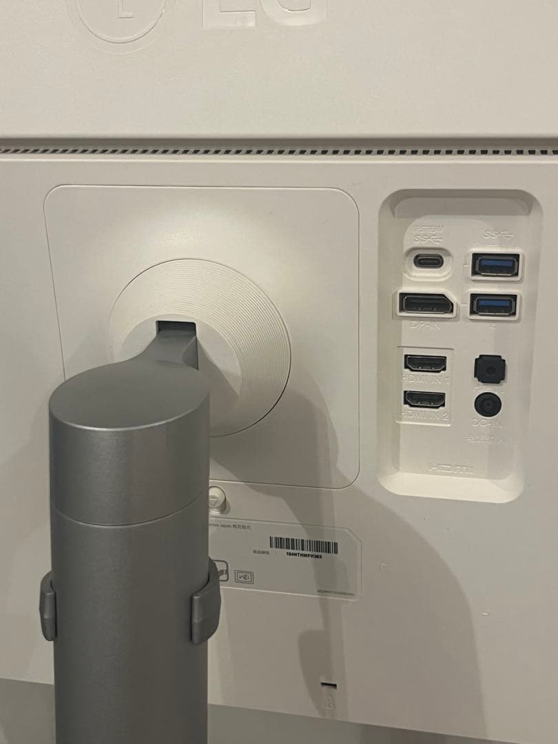 LG 27インチモニター 27UL850-W