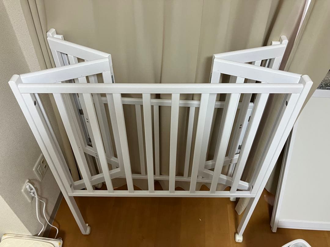 ことり　ヤマサキ　折りたたみコンパクトベッド ミニベッド（ホワイト）