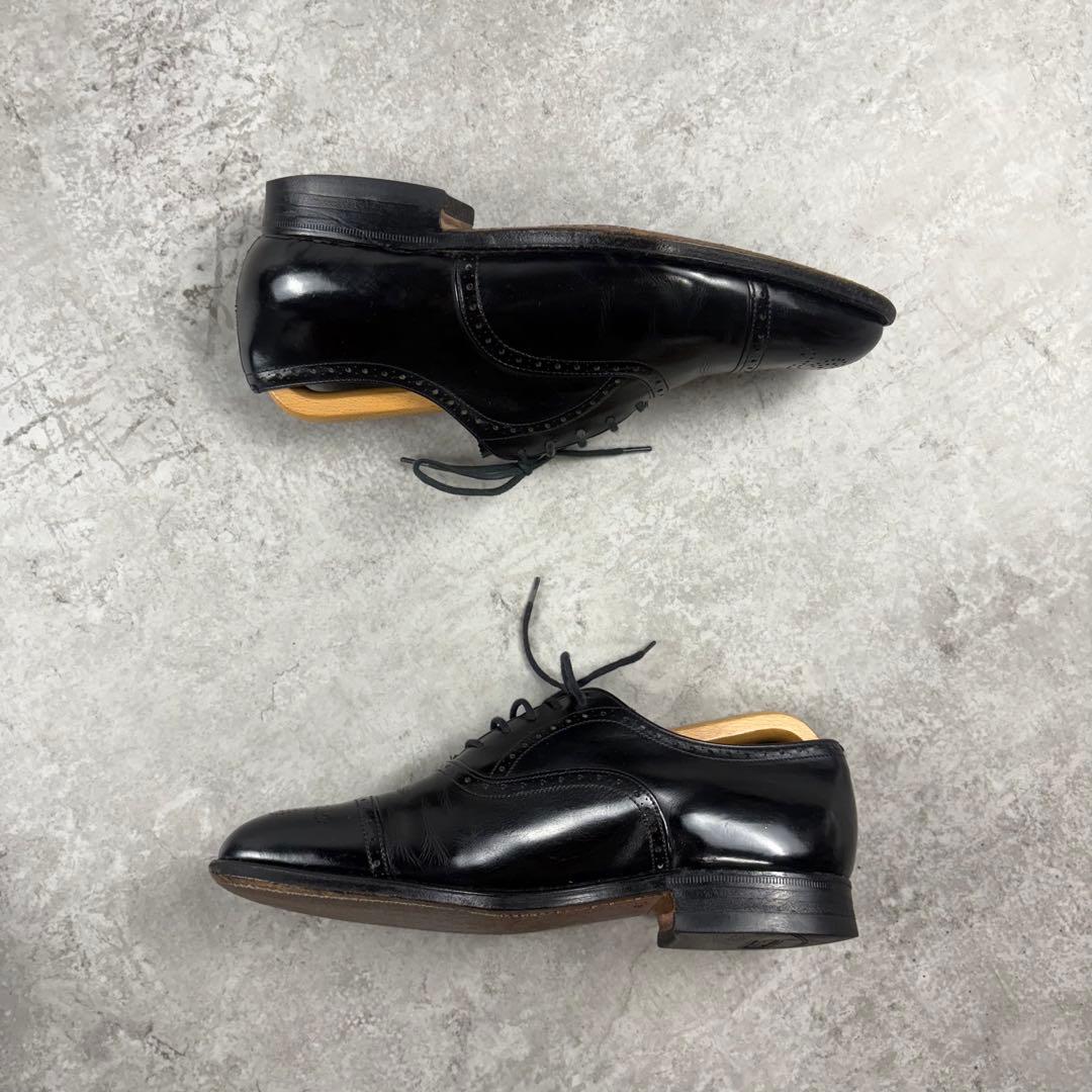 Church's チャーチ　内羽　ストレートチップ　メダリオン　レザーシューズ