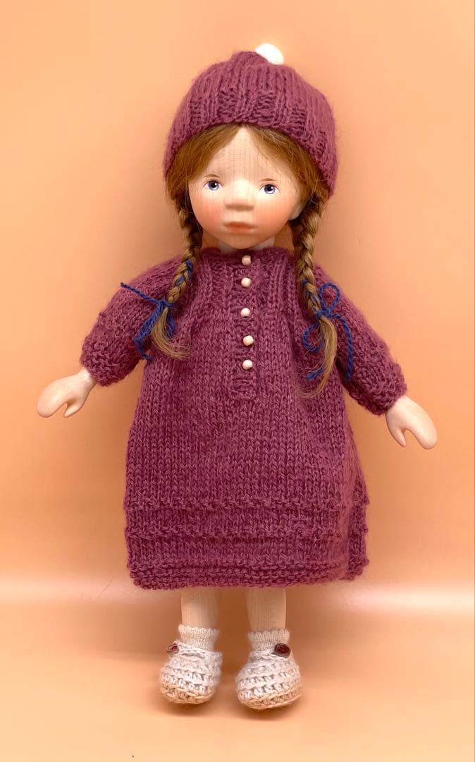 ポングラッツ人形　オールウッド 身長約37cm 着替え用の服有り、スタンド付き