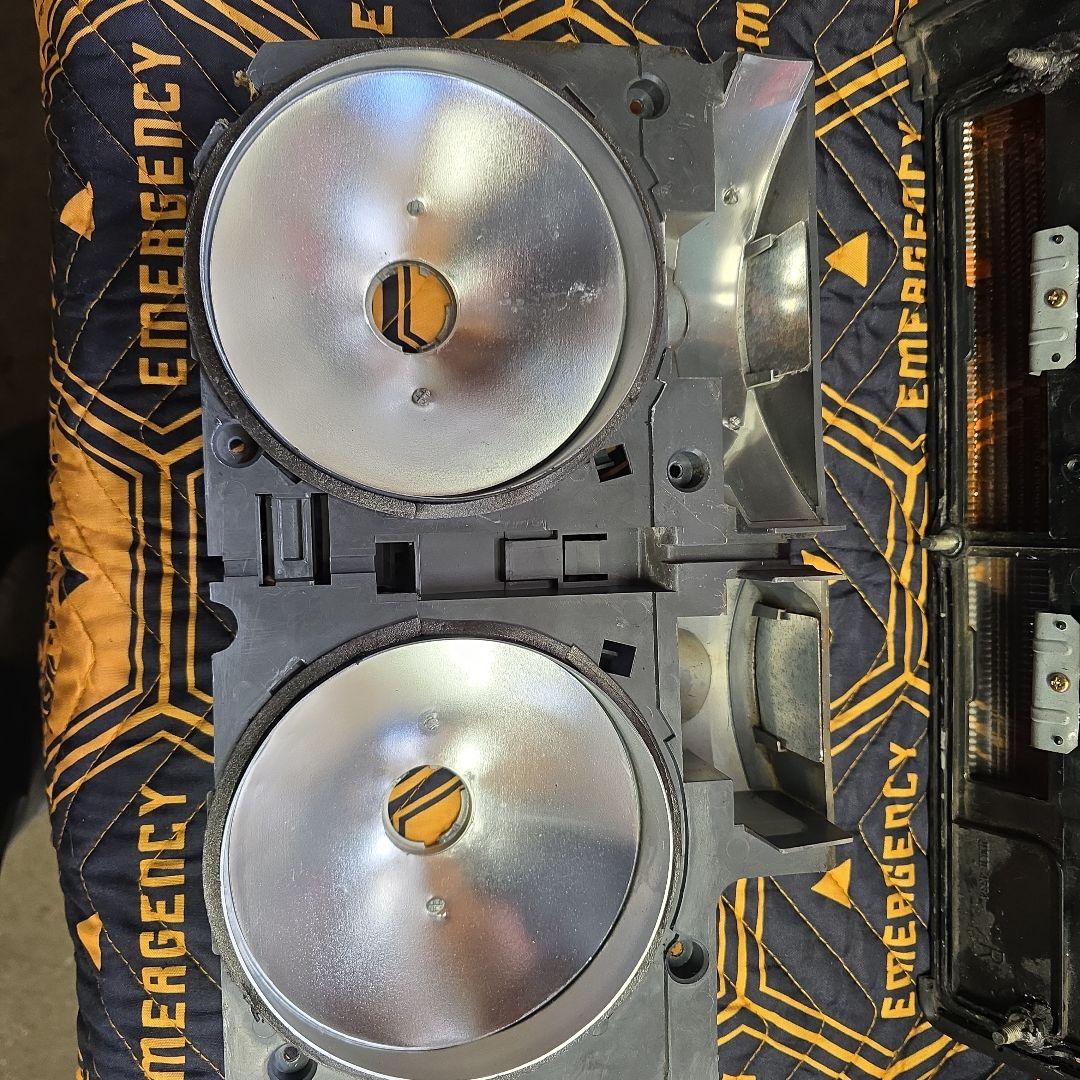 DR30 スカイライン　テールレンズのみ　左右セット　ジャンク品