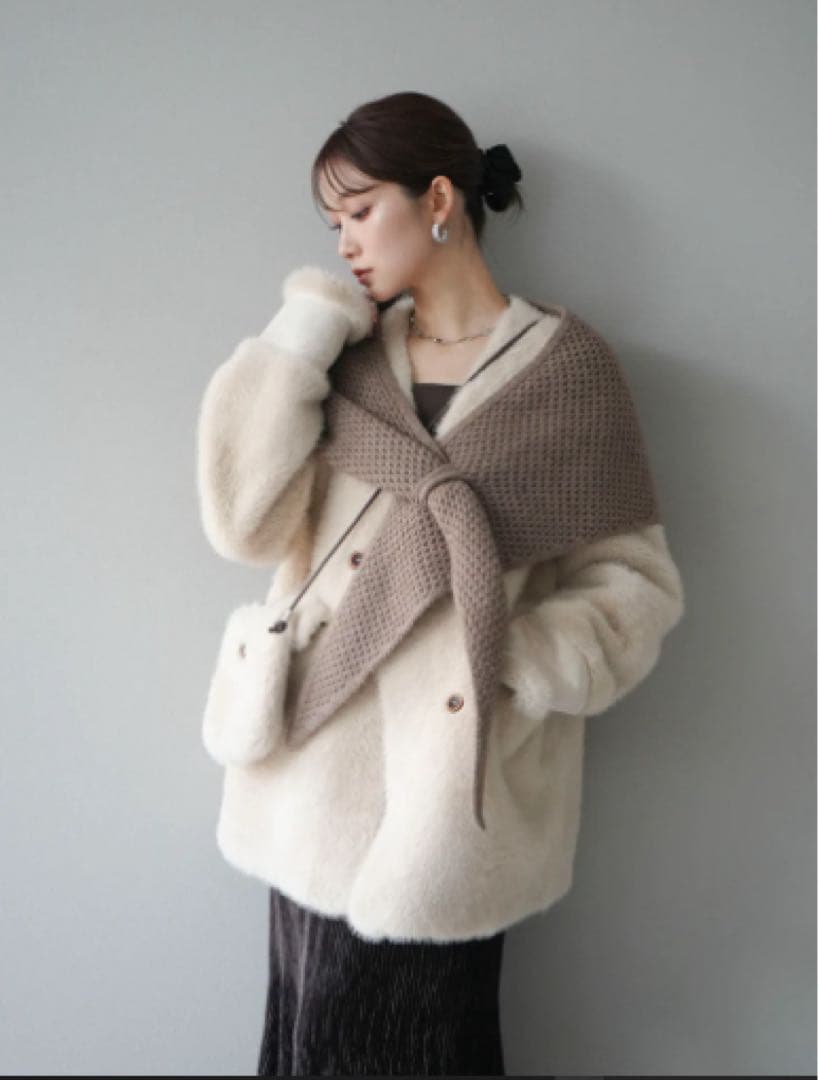 バッグ付エコファーノーカラーコート　リュミエ　lumier同型　ベージュ