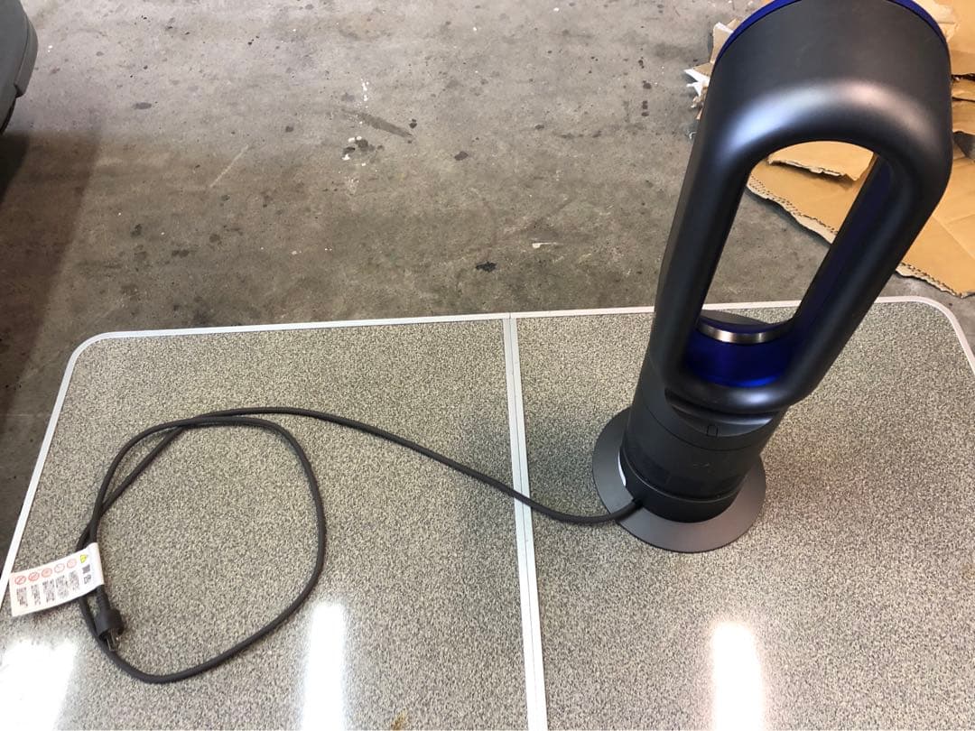 ダイソン　AM09 セラミックファンヒーター　動作確認済み