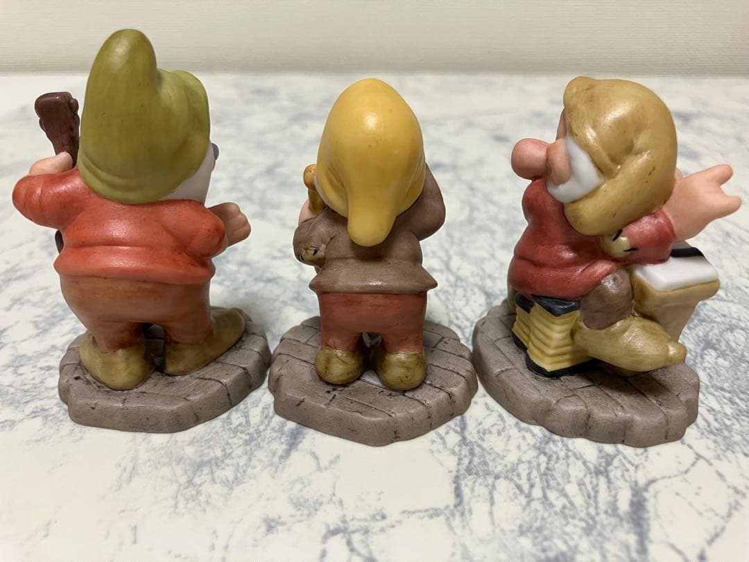 加藤工芸　白雪姫と7人のこびと　ガーデンフィギュアコレクション