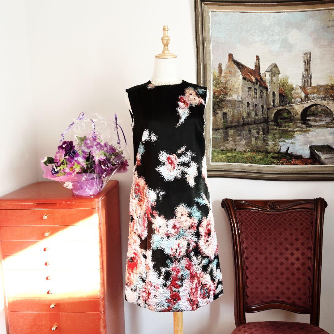 未使用　GIORGIOARMANI アルマーニ　フラワージャカード ワンピース